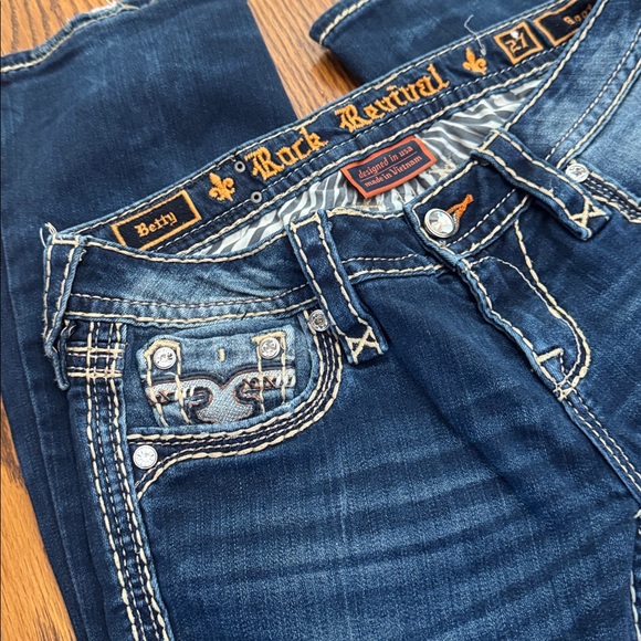 Rock Revival Betty Boot Cut Jeans, 27x35 - Picture 8 of 11